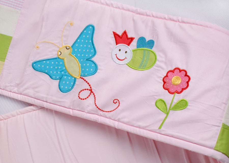 Pink Garden Daisy - Full Cot Bumper